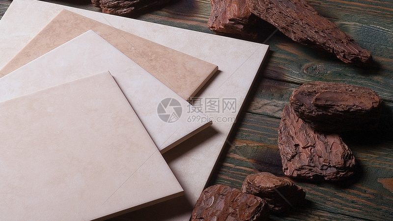 瓷砖的质量是工程集采的关键。在选购时，要关注以下参数：